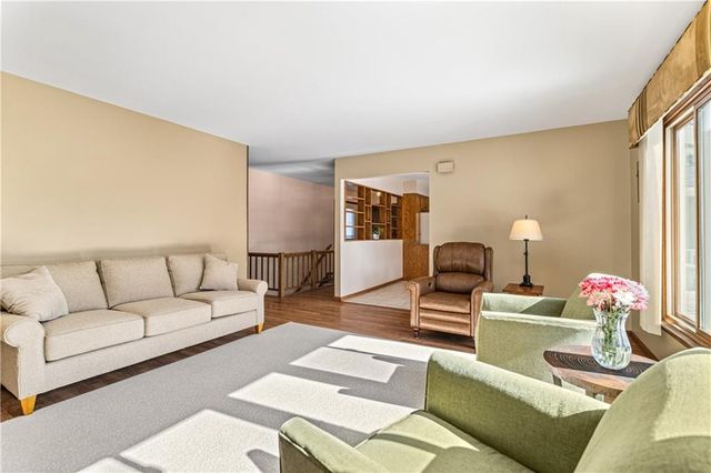 3526 Mayo St, Eau Claire, WI 54701