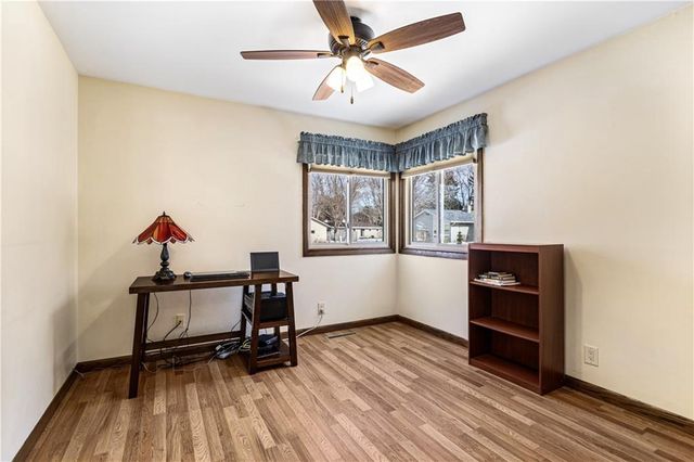 3526 Mayo St, Eau Claire, WI 54701