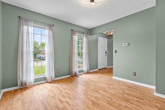 1714 Arborwood Drive, Florence, KY 41042