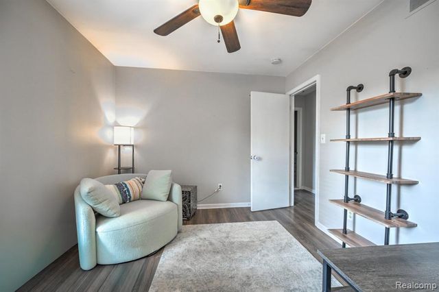 4250 White Oak Trail, Commerce Twp, MI 48382