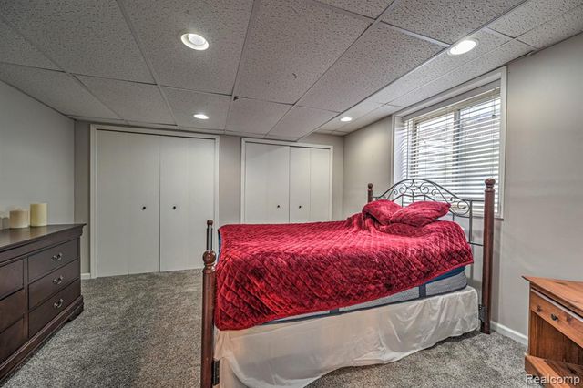 4250 White Oak Trail, Commerce Twp, MI 48382