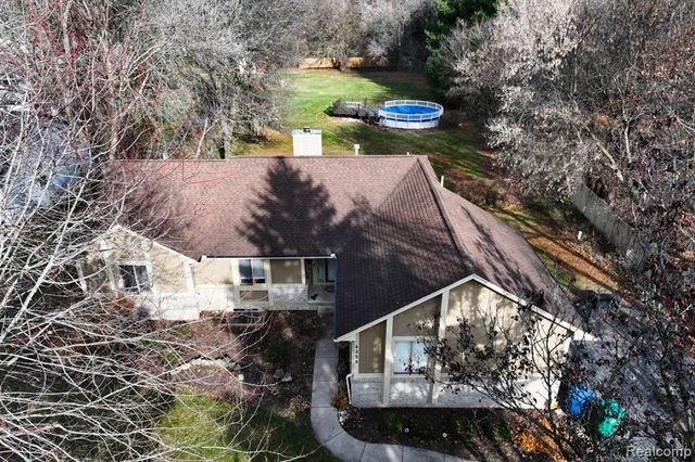 4250 White Oak Trail, Commerce Twp, MI 48382