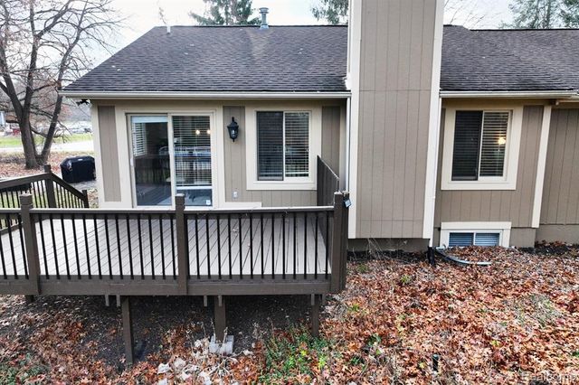 4250 White Oak Trail, Commerce Twp, MI 48382