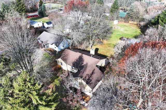 4250 White Oak Trail, Commerce Twp, MI 48382