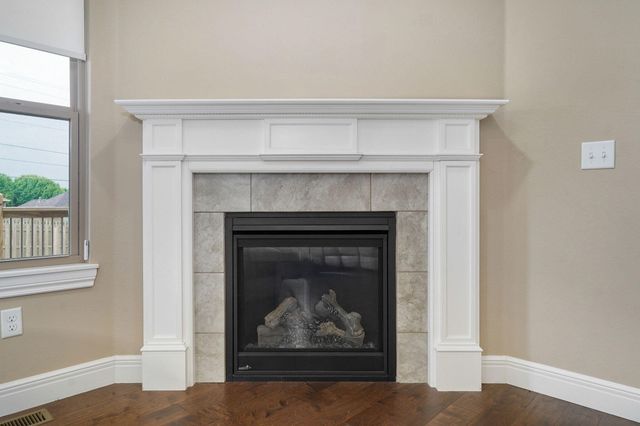 4318 E Kentbrook Drive, Springfield, MO 65802