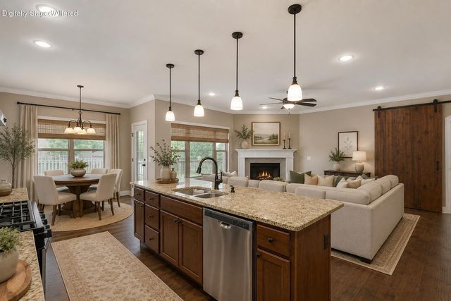 4318 E Kentbrook Drive, Springfield, MO 65802