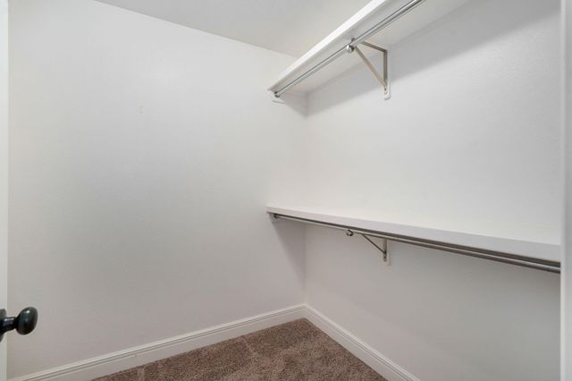 4318 E Kentbrook Drive, Springfield, MO 65802