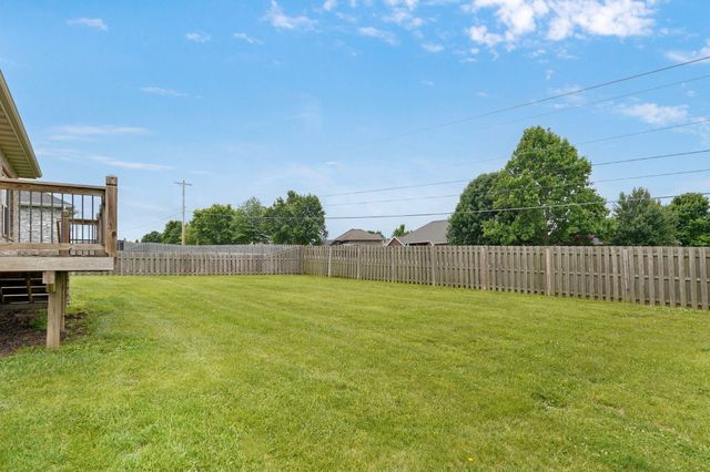 4318 E Kentbrook Drive, Springfield, MO 65802