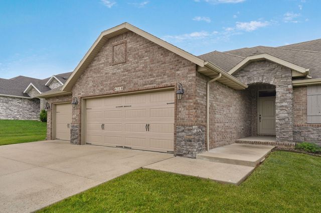 4318 E Kentbrook Drive, Springfield, MO 65802