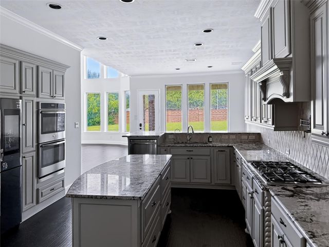 11410 Lazarro Lane, Richmond, TX 77406