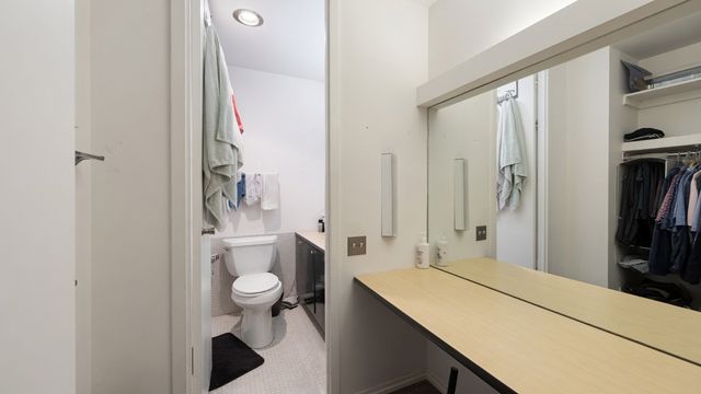 2400 N Lakeview Avenue 614-15, Chicago, IL 60614