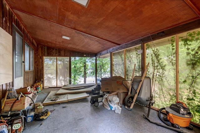 288 Lucky Lane, Bracey, VA 23919