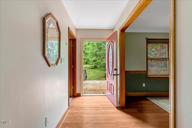 288 Lucky Lane, Bracey, VA 23919