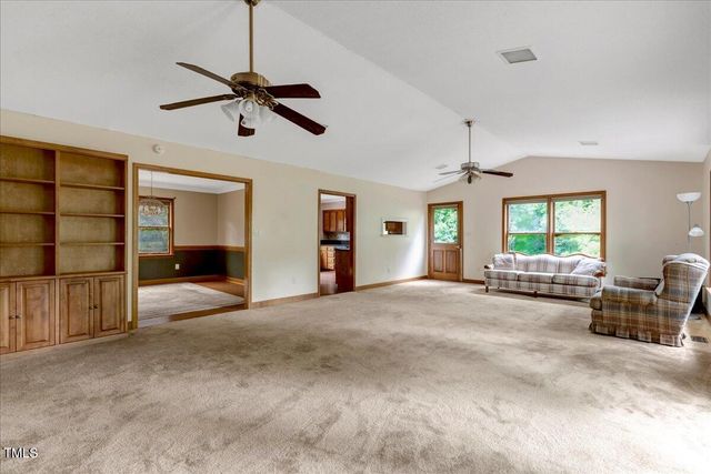 288 Lucky Lane, Bracey, VA 23919