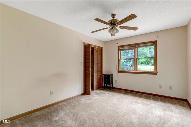 288 Lucky Lane, Bracey, VA 23919