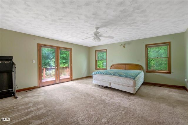 288 Lucky Lane, Bracey, VA 23919