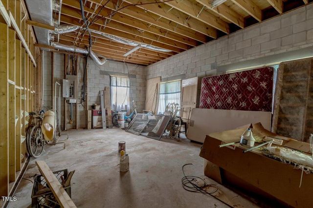 288 Lucky Lane, Bracey, VA 23919