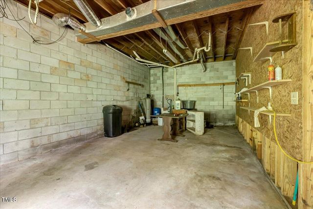 288 Lucky Lane, Bracey, VA 23919