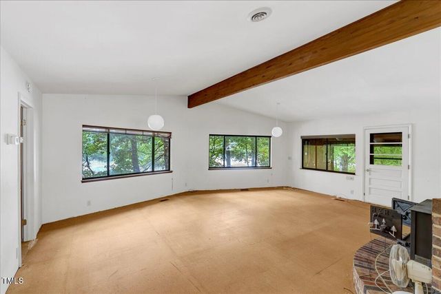 288 Lucky Lane, Bracey, VA 23919