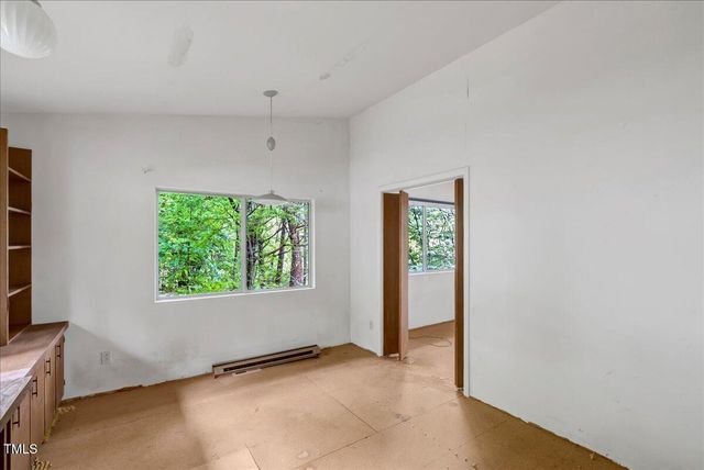 288 Lucky Lane, Bracey, VA 23919