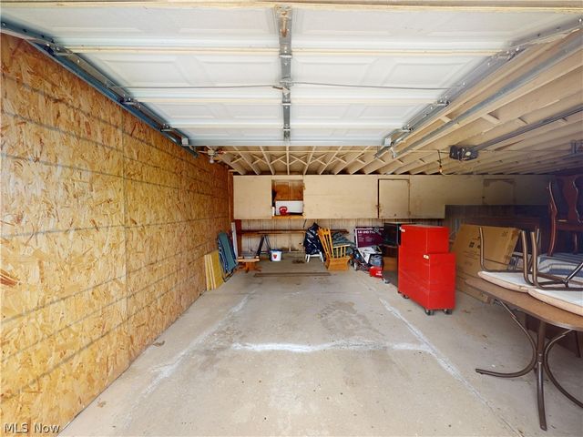 9510 Cove Drive C 11, North Royalton, OH 44133