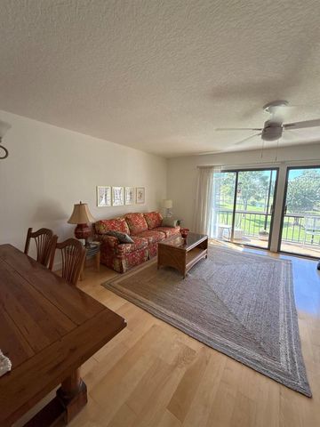 18390 SE Wood Haven Lane E, Jupiter, FL 33469