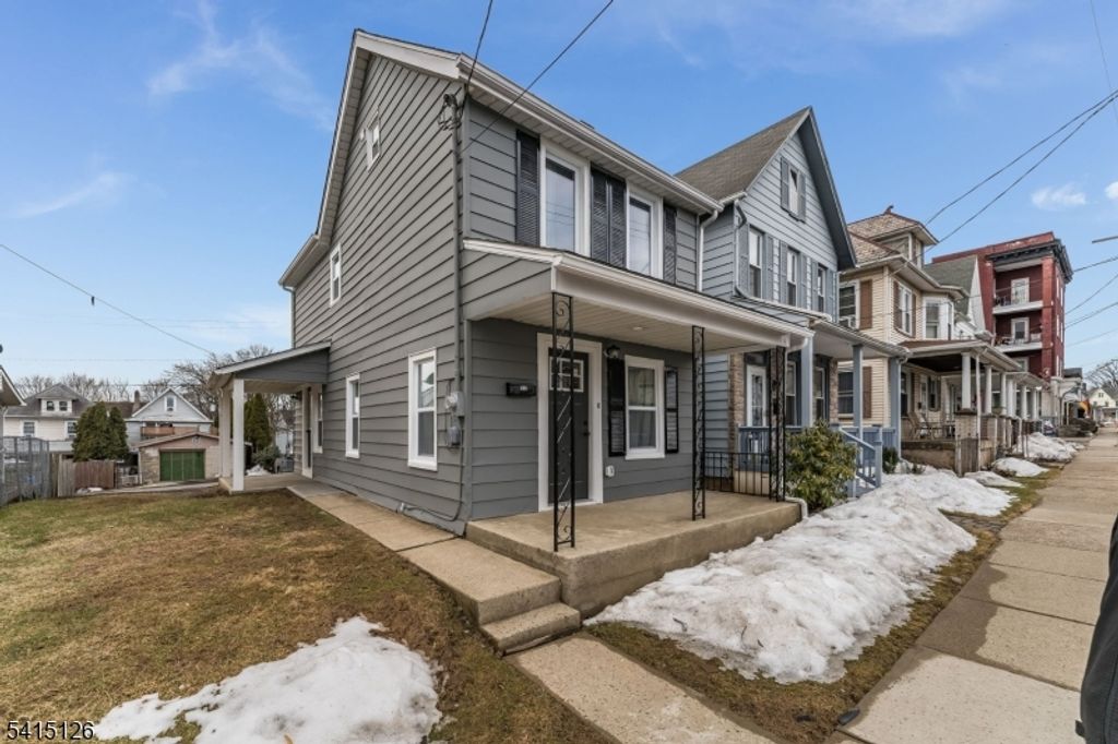 52 Lewis St, Phillipsburg Town, NJ 08865