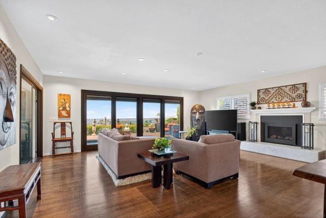 2164 Tokalon St, San Diego, CA 92110