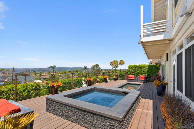 2164 Tokalon St, San Diego, CA 92110