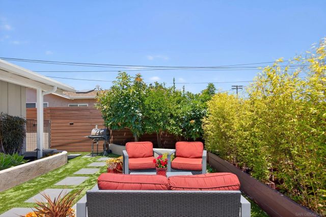 2164 Tokalon St, San Diego, CA 92110