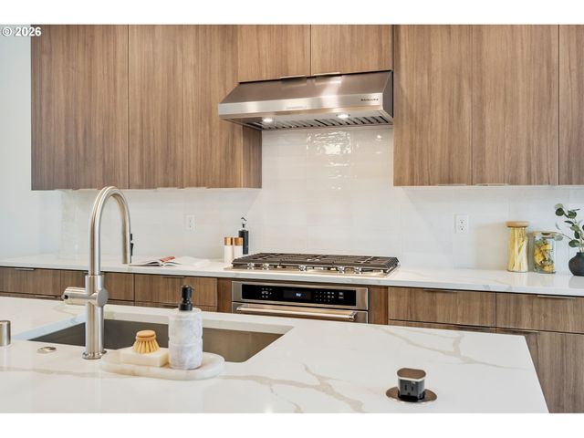 6424 Nw OLYMPIC Ln 47, Camas, WA 98607