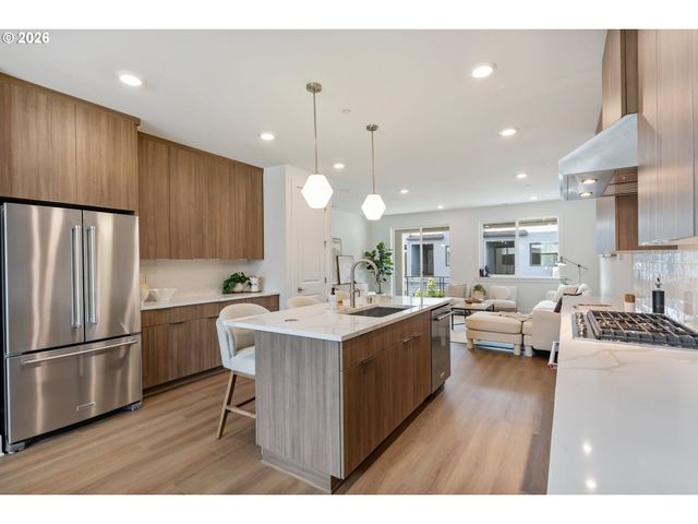 6424 Nw OLYMPIC Ln 47, Camas, WA 98607