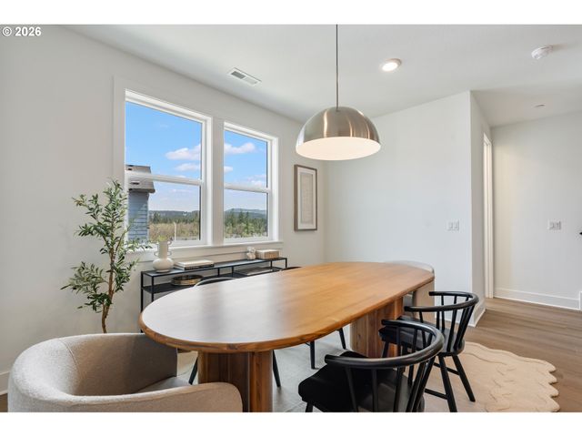 6424 Nw OLYMPIC Ln 47, Camas, WA 98607