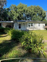 122 NE 37TH TERRACE, Ocala, FL 34470
