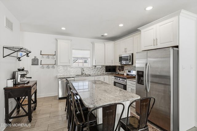 809 5th Avenue, Toms River, NJ 08757