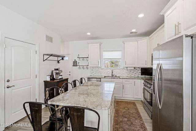 809 5th Avenue, Toms River, NJ 08757