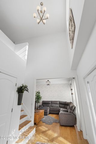 809 5th Avenue, Toms River, NJ 08757