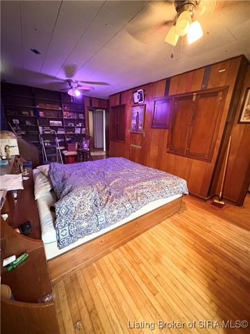 155 N Gardner Street, Scottsburg, IN 47170