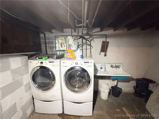 155 N Gardner Street, Scottsburg, IN 47170