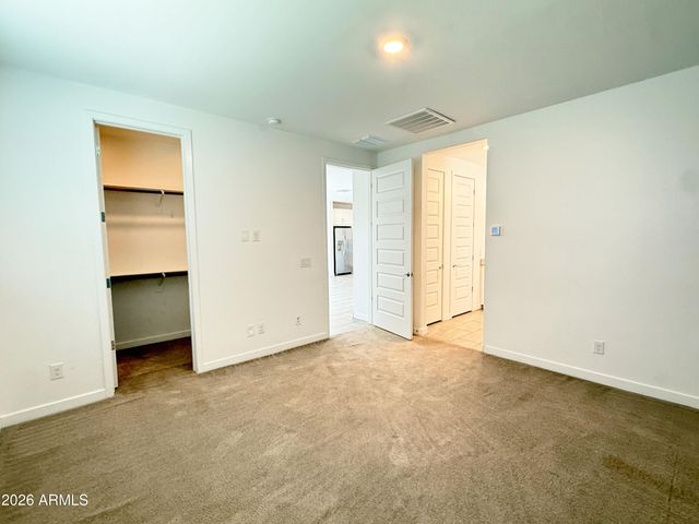 1636 W Estes Way, Phoenix, AZ 85041