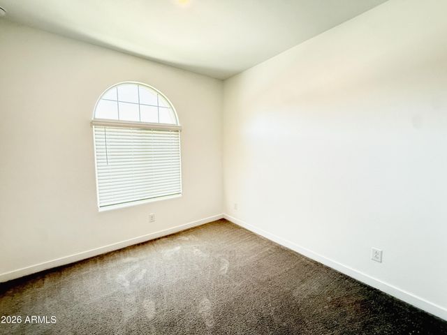 1636 W Estes Way, Phoenix, AZ 85041
