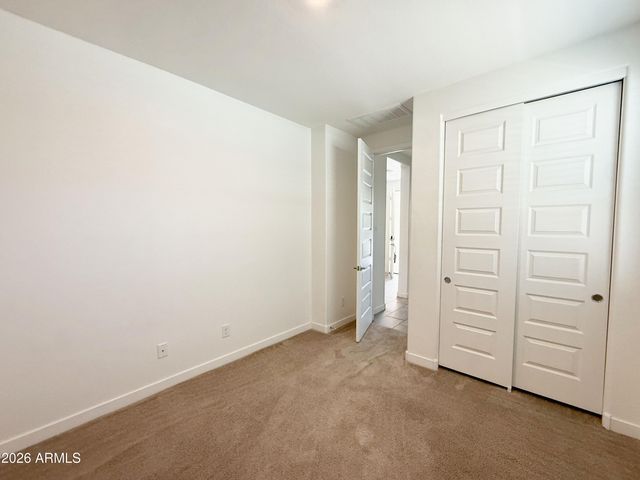 1636 W Estes Way, Phoenix, AZ 85041