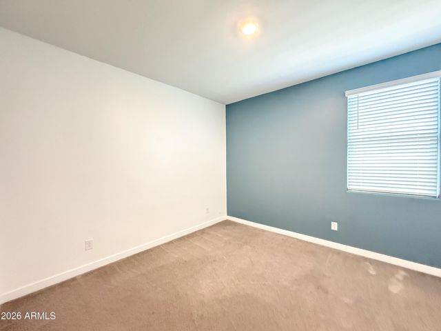 1636 W Estes Way, Phoenix, AZ 85041