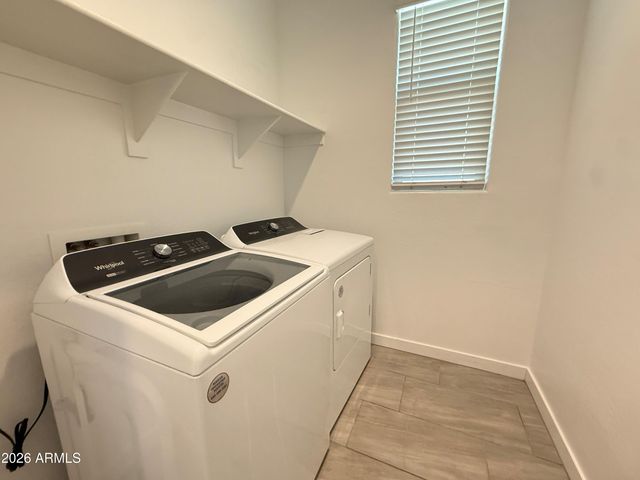1636 W Estes Way, Phoenix, AZ 85041
