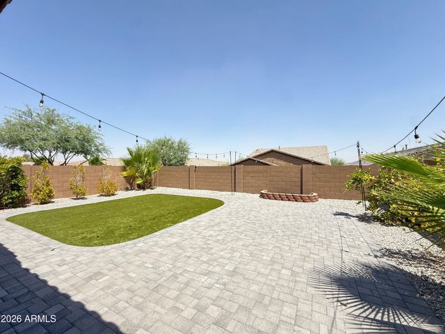 1636 W Estes Way, Phoenix, AZ 85041