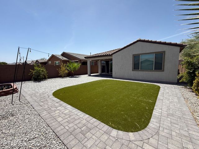 1636 W Estes Way, Phoenix, AZ 85041