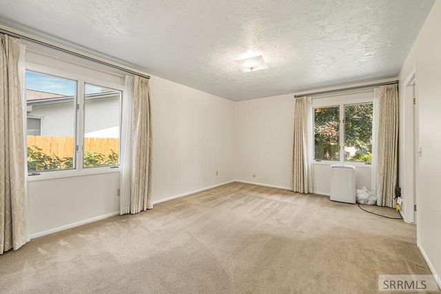 1955 E 25th Street, Idaho Falls, ID 83404