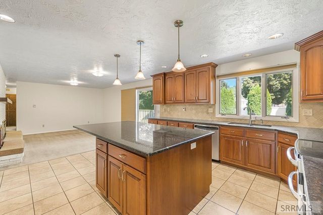 1955 E 25th Street, Idaho Falls, ID 83404