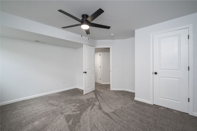 834 Crescent View Drive NE, Cedar Rapids, IA 52402