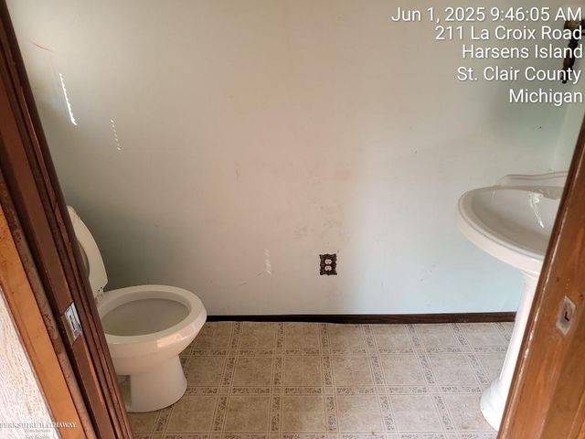 199 Lacroix Street, Harsens Island, MI 48028